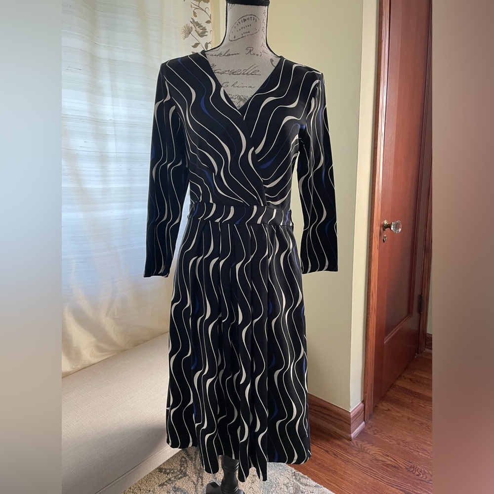 Talbots Black, Blue and White Patterned Long Sleeved Jersey Dress